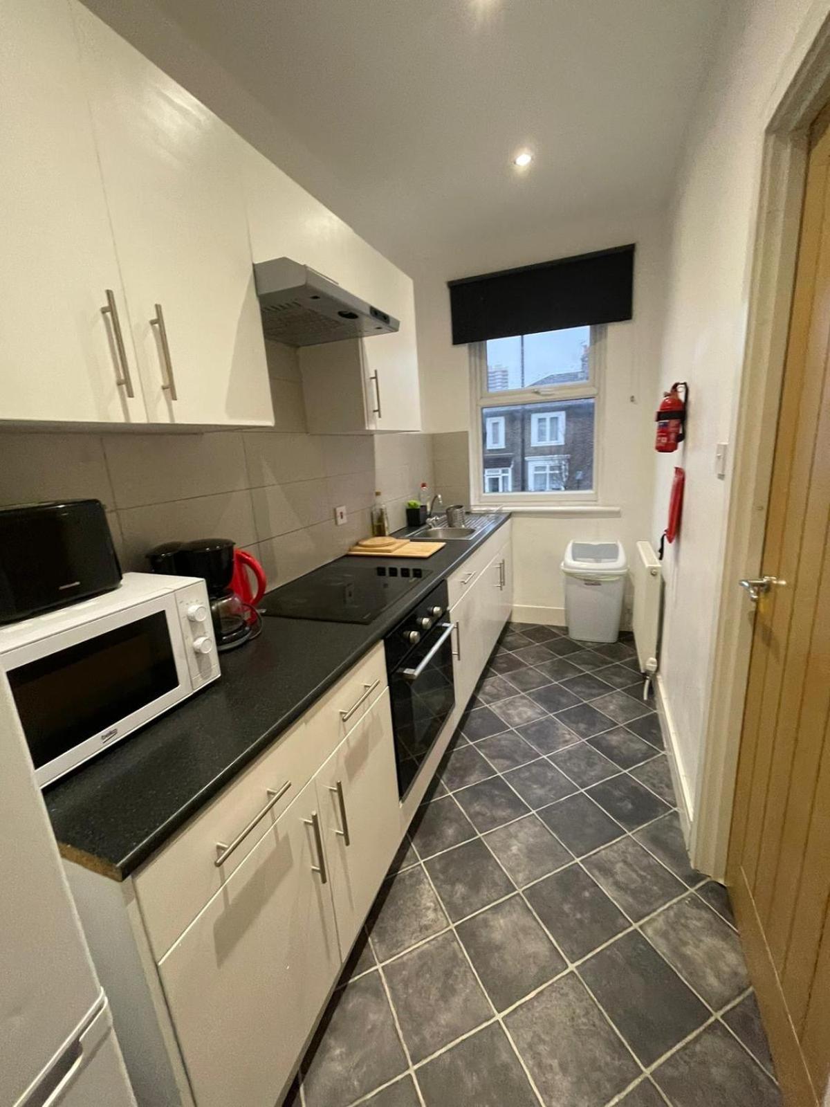 Cozy En-Suite Near Stratford Λονδίνο Εξωτερικό φωτογραφία